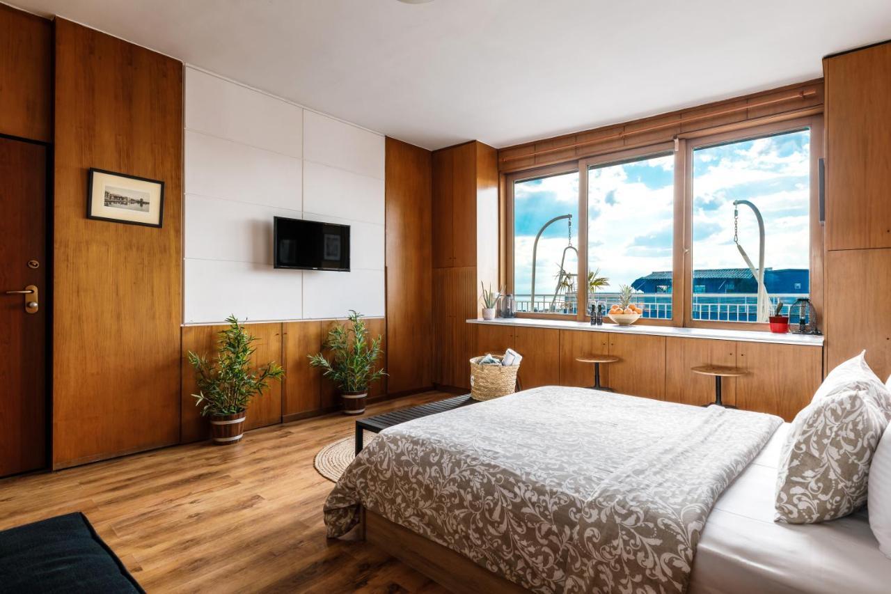 City Center, Sea View, Big Private Tarrace Солун Екстериор снимка